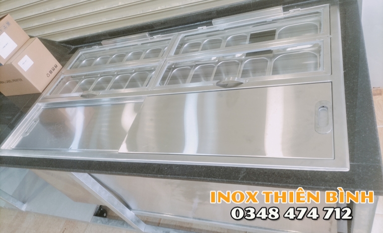 Thùng đá có 22 khay 1/9 nắp mica gấp