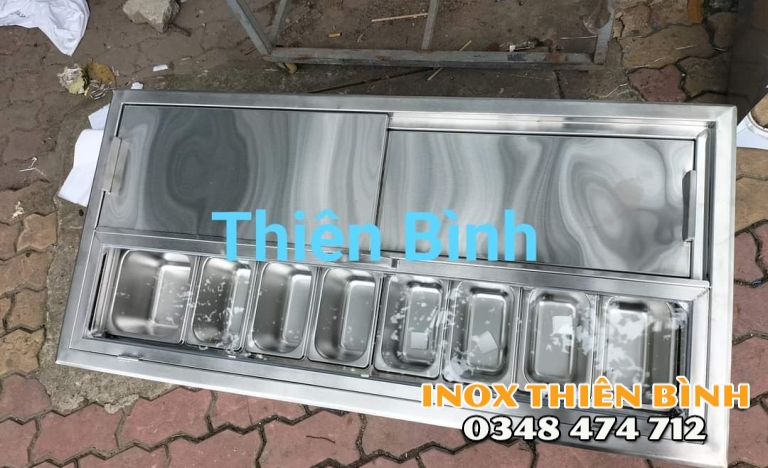 THÙNG ĐÁ ÂM QUẦY CÓ 8 KHAY GIỮ LẠNH NẮP MICA