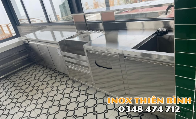 HỆ QUẦY INOX  4M 