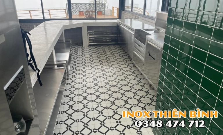 HỆ QUẦY INOX  4M 