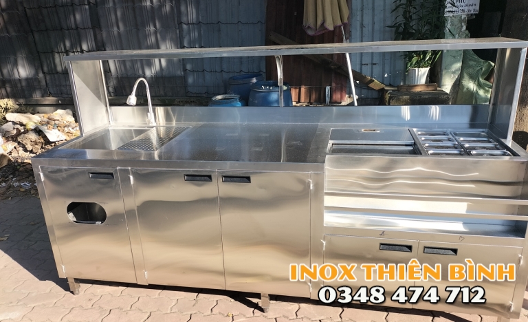 Quầy Pha Chế 2m3, có 8 khay topping 1/9 ,1 chậu rửa 