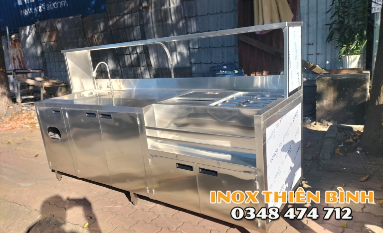 Quầy Pha Chế 2m3, có 8 khay topping 1/9 ,1 chậu rửa 