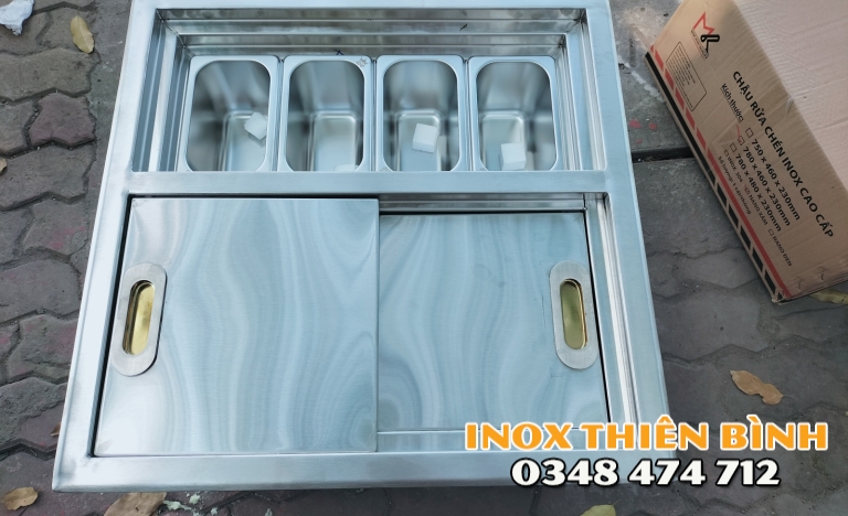 THÙNG ĐÁ  INOX 4 KHAY 1/9
