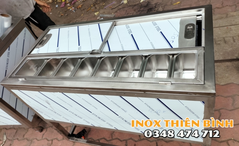 THÙNG ĐÁ INOX CÓ 8 KHAY 1/9