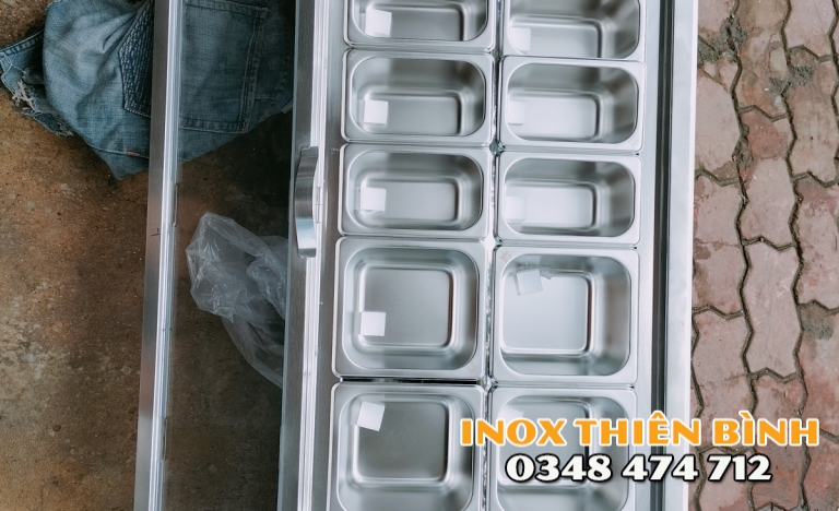 Thùng giữ lạnh 16 khay ( 10 khay 1l+6 khay 1.5l)