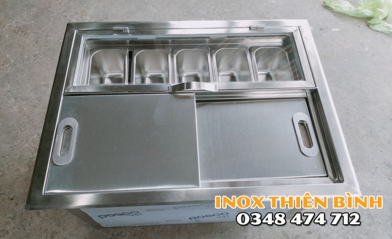 Thùng đá 5 khay âm quầy nắp mica