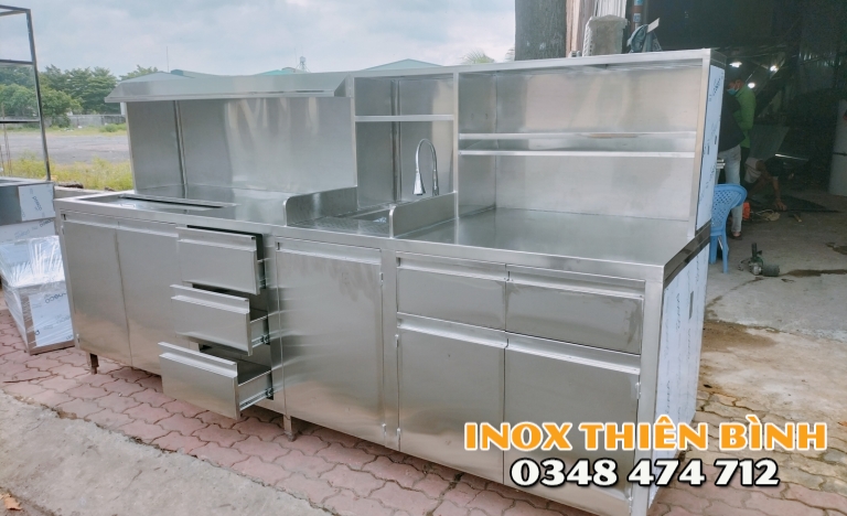 Quầy pha chế inox 2m8