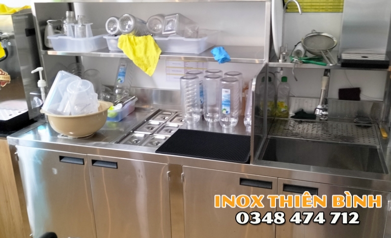 Quầy pha chế 1m8 có thùng đá 6 khay + 1 chậu rửa 