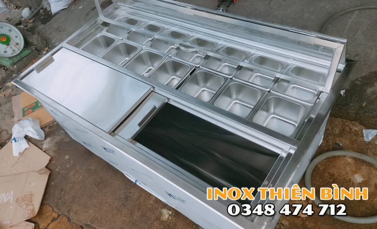 THÙNG ĐÁ ÂM QUẦY CÓ  14 KHAY GIỮ LẠNH NẮP MICA