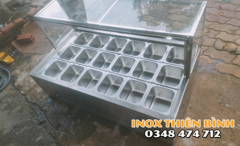 Thùng giữ lạnh 18 khay có kệ kính