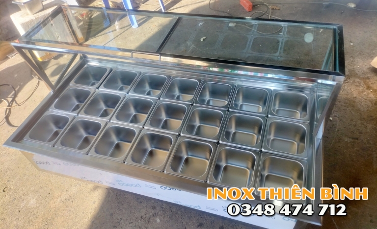 Thùng giữ lạnh 21 khay có kệ kính