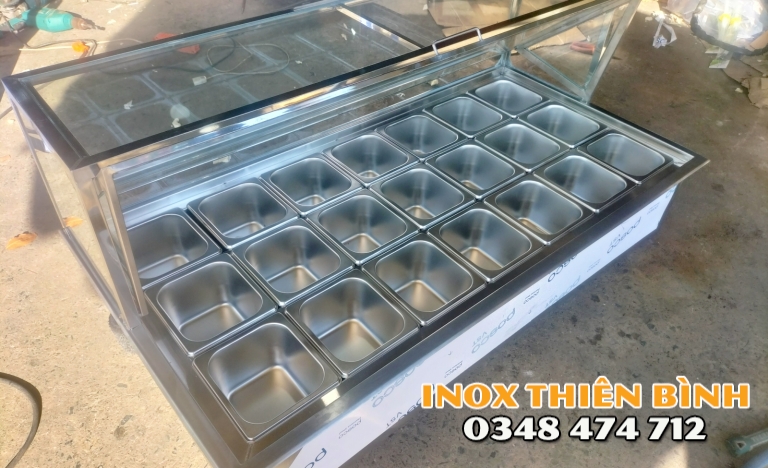 Thùng giữ lạnh 21 khay có kệ kính