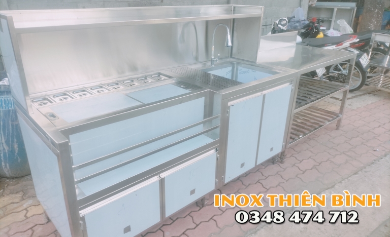 Quầy pha chế inox 1m8 có 8 khay