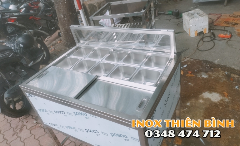 Thung đá 10 khay 1.5 lít