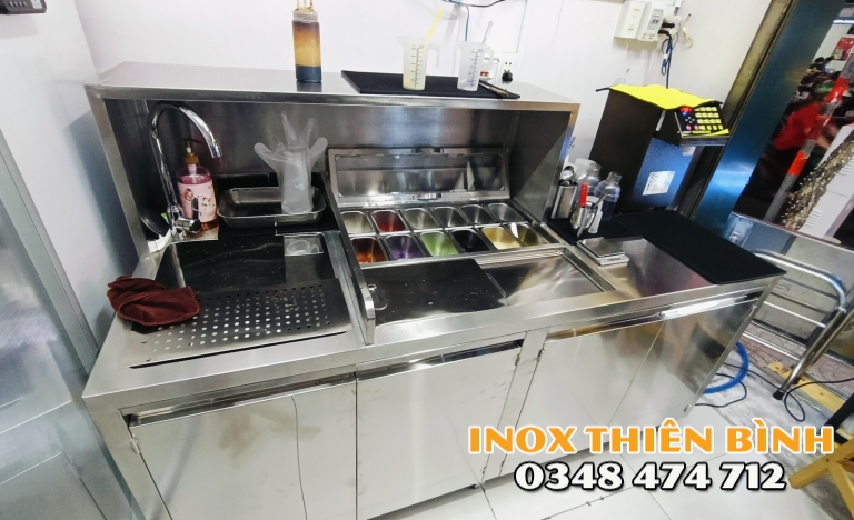 Quầy pha chế 1m8 có 12 khay
