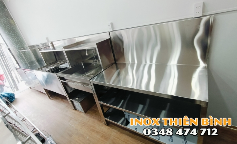 HỆ QUẦY INOX  5M TẠI BÌNH THẠNH