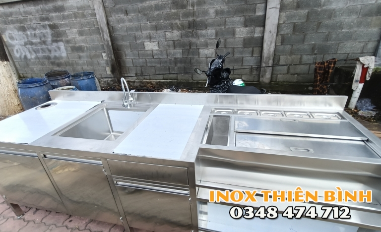 Quầy pha chế Sasin 2m650