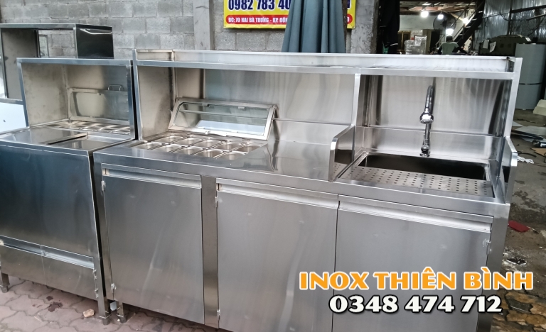 Quầy pha chế 2m4  có thùng đá 6 khay kèm 10 khay giữ lạnh 
