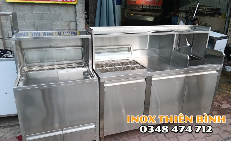 Quầy pha chế 2m4  có thùng đá 6 khay kèm 10 khay giữ lạnh 