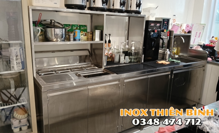 Quầy pha chế 2m5 có 8 khay
