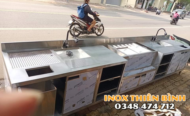 Quầy bar inox 4m 304